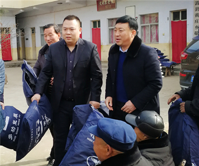 民建“組團”慰問，企業(yè)送溫暖到家
